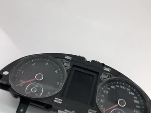 Volkswagen 3AA920870J PASSAT (362) 2012 Prietaisų skydelis (spidometras)