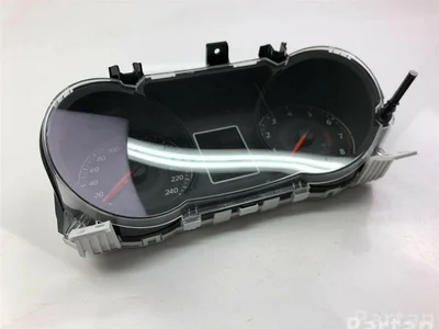 Mitsubishi 8100B127 LANCER VII (CS_A, CT_A) 2011 Tableau de bord - Image 1