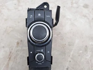 Mazda D09H66CM0 CX-3 (DK) 2016 Interface multimédia avec unité de contrôle