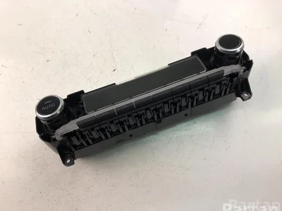 Toyota 55900-K0280 / 55900K0280 YARIS (_P13_) 2020 Contrôle automatique de la climatisation - Image 1