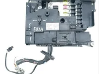 Porsche 7P0937548J CAYENNE (92A) 2016 Boîte à fusibles