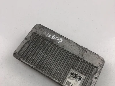 Toyota 89661-0DL00 / 896610DL00 YARIS (_P13_) 2013 Unité de contrôle moteur - Image 1