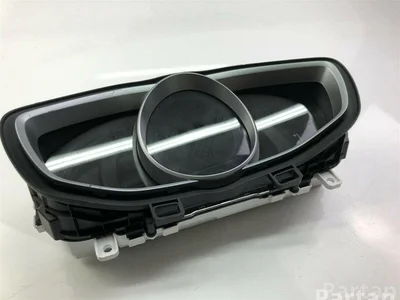 Volvo 31473473 V40 Hatchback 2016 Tableau de bord - Image 1