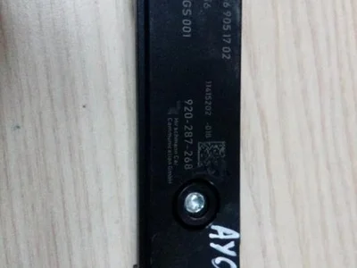 Mercedes-Benz A 166 905 17 02 / A1669051702 C-CLASS T-Model (S205) 2016 Amplificateur d'antenne - Image 1