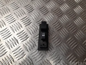 Suzuki 64J0026687 SX4 (EY, GY) 2009 Bouton de lève-vitre Right Front