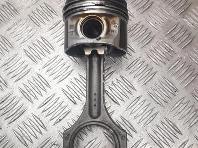 BMW 11248473777 3 Touring (F31) 2014 Piston - Image 1