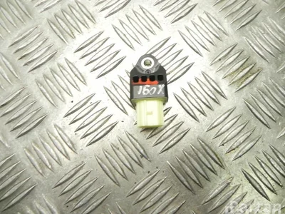 Lexus 89831-75020 / 8983175020 CT (ZWA10_) 2012 Capteur d'impact (systèmes d'airbag) - Image 1
