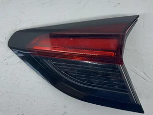 Opel 9830096280, 90194160, 39162669 Corsa F 2021 Feu arrière