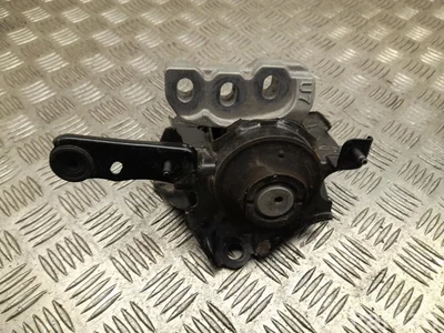 Toyota Yaris Cross XP210 2022 Engine Mounting - Image 1