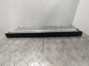 Audi 9918008113 A8 (4H_) 2012 Rideau de porte