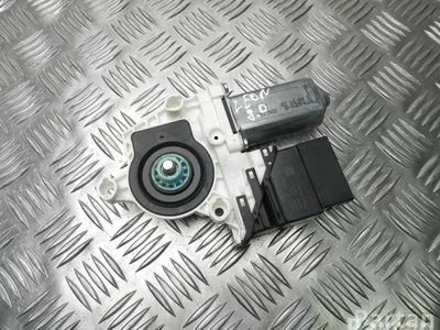 Seat 3C0 959 704 E / 3C0959704E LEON (1P1) 2012 Moteur de lève-vitre Right Rear - Image 1