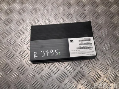 Jeep 68312125AC COMPASS (MP) 2018 Audio Amplifier - Image 1