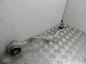 BMW CA69797, CA121711 3 (E90) 2009 Devant  levier inférieur incurvé