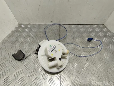 Porsche 97020142101 PANAMERA (970) 2013 Pompe d'alimentation - Image 1