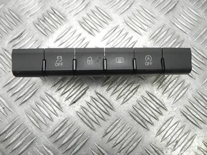 Škoda 5JA 927 132 AM / 5JA927132AM RAPID (NH3) 2014 Commutateur multiple