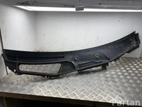 Mercedes-Benz A2228300028 S-CLASS (W222, V222, X222) 2014 Moldura Plastico Derecho Limpia