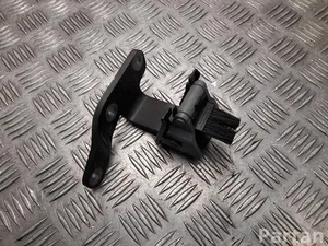 Porsche 7P5 827 302 E / 7P5827302E CAYENNE (92A) 2017 Rear lid hinge