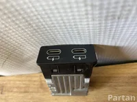 BMW 5A84160 iX3 (G08) 2024 Multimedijos sąsaja su valdymo bloku