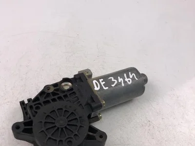 Seat 0130821666 TOLEDO II (1M2) 2005 Moteur de lève-vitre - Image 1