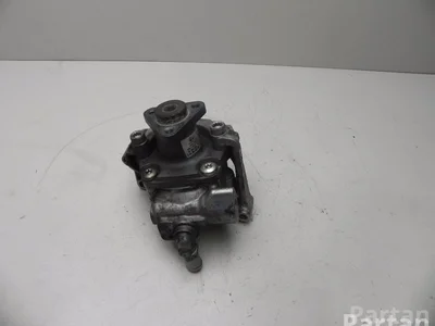 Audi 8K0 145 156 E / 8K0145156E A5 (8T3) 2010 Pompe de la directon assistée - Image 1