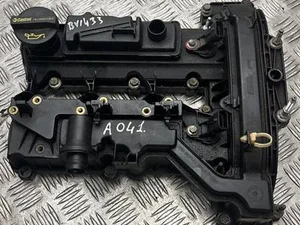 Ford CM5G-6K271-CJ / CM5G6K271CJ FOCUS III Box Body / Hatchback 2012 Couvercle de culasse