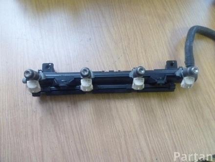 VW 036 133 320 / 036133320 GOLF PLUS (5M1, 521) 2006 Fuel rail