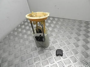 Volkswagen 3AA 919 050 B / 3AA919050B PASSAT Variant (365) 2012 Unité d'alimentation en carburant