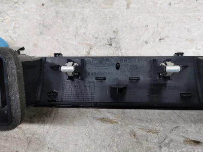 Opel 9840404280 Astra L Hatchback 2023 Évent - Image 1