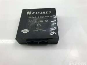 Nissan 110697C000 SERENA (C23) 2001 Unités de contrôle