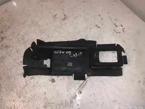 Volvo 31217065 XC70 II 2009 Garniture de radiateur