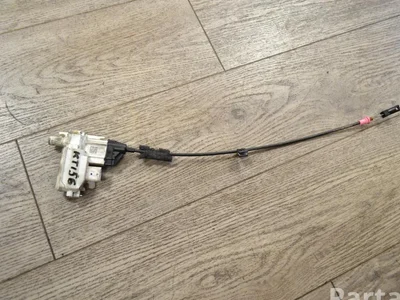 Mercedes-Benz A2227601300 S-CLASS (W222, V222, X222) 2016 Boucle de verrouillage avec moteur pour la rétraction - Image 1