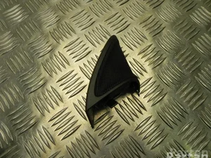 Mercedes-Benz A 246 820 03 02 / A2468200302 CLA Coupe (C117) 2014 Haut-parleur haute fréquence