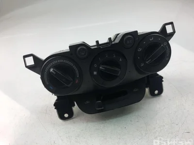 Mazda DP751J13 2 (DE) 2013 Contrôle automatique de la climatisation - Image 1