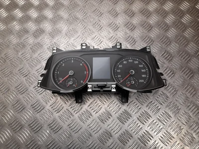 Volkswagen 7C0 920 749 / 7C0920749 CRAFTER Box (SY_) 2022 Tableau de bord km/h - Image 1