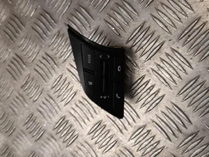 Hyundai 96710-T7020 / 96710T7020 Bayon 2022 Bouton multifonction pour volant