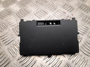 BMW 5A85F48 5 G60 2024 Bouton de chargement sans fil