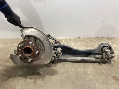 Chrysler 68235367B Pacifica 2017 Logement de roulement de roue Right Rear - Image 1