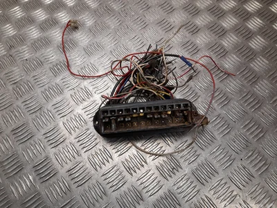 Mercedes-Benz 22026 W110 200D 1965 Boîte à fusibles - Image 1