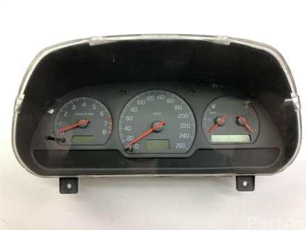 VOLVO 30889710B V40 Estate (VW) 1997 Dashboard