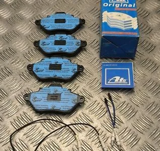 Peugeot 13.0460-3902.2 / 13046039022 605 1999 Stabdžių trinkelė - Paveiksliukas 1