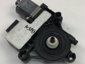 Seat 5Q0959812A LEON (5F1) 2018 Moteur de lève-vitre