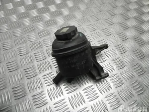Mercedes-Benz A 203 460 00 83 / A2034600083 C-CLASS (W203) 2005 Réservoir de compensation-direction assistée
