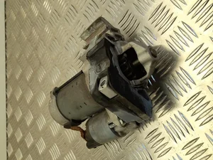 BMW 8671505 X4 (G02) 2019 Rozrusznik