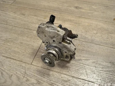 Mercedes-Benz A6420700501, 0445010145 C-CLASS (W204) 2008 Pompe d'alimentation - Image 1