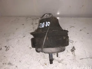 Volvo 8683936 XC70 CROSS COUNTRY 2004 Support moteur