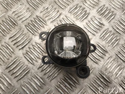 Volvo 31677939 V60 II Cross Country (227) 2019 Fog Light Left - Image 1