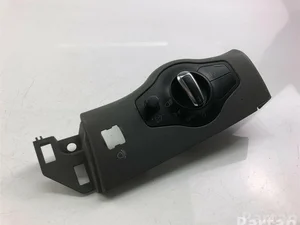 Audi 8K0941531E A4 Avant (8K5, B8) 2015 Commutateur/ Bouton