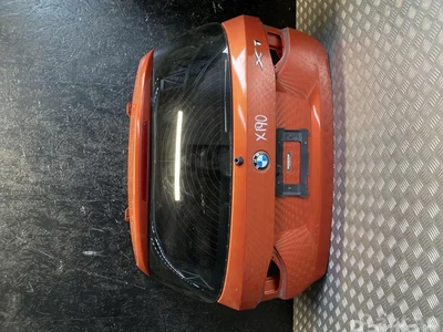 BMW X1 (E84) 2014 Couvercle de coffre - Image 1