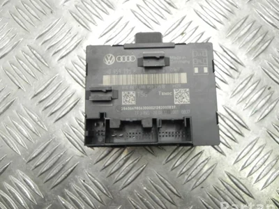 Volkswagen 4H0 959 795 B / 4H0959795B TOUAREG (7P5) 2013 Unité de commande pour porte Left Front - Image 1