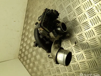 Nissan 53039700182 NP300 NAVARA (D40) 2010 Turbocompresseur - Image 1